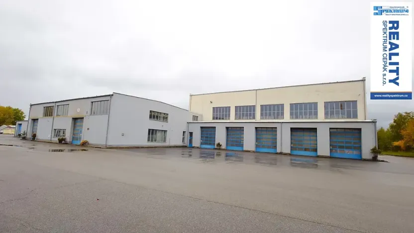 Pronájem výrobních prostor, Lišov, Hůrecká, 2357 m2
