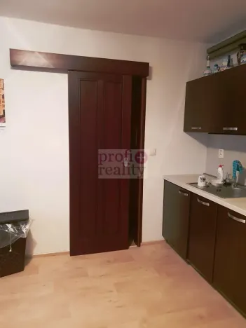 Pronájem bytu 1+1, Slušovice, Vítězství, 42 m2