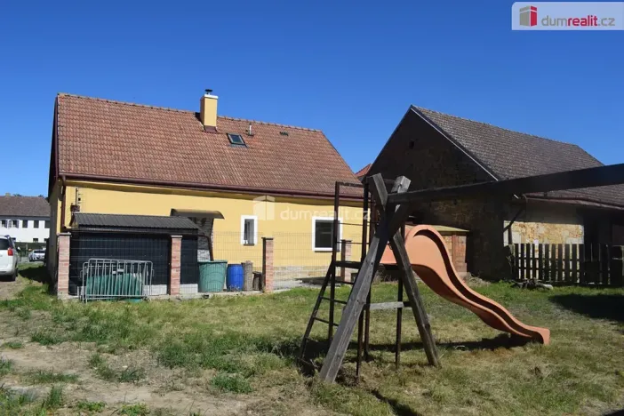 Prodej pozemku pro bydlení, Bělá pod Bezdězem, 800 m2