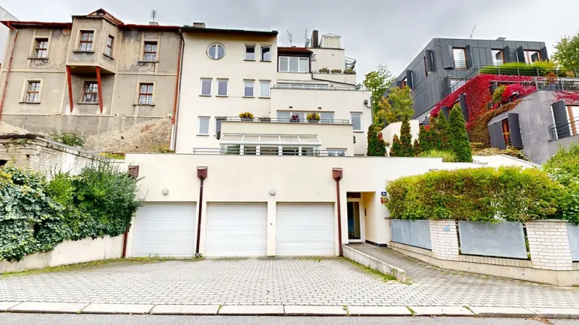 Prodej bytu 4+kk, Praha - Košíře, U Vojanky, 126 m2