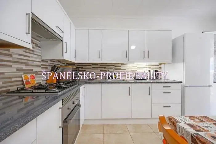 Prodej vily, Alicante, Španělsko, 59 m2