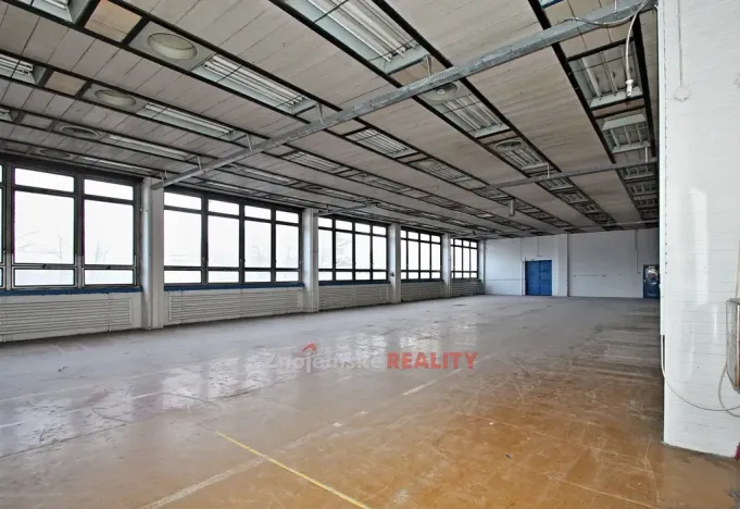 Pronájem výrobních prostor, Znojmo, Průmyslová, 900 m2