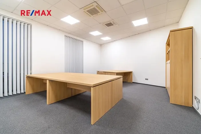 Pronájem kanceláře, Plzeň, Otýlie Beníškové, 81 m2
