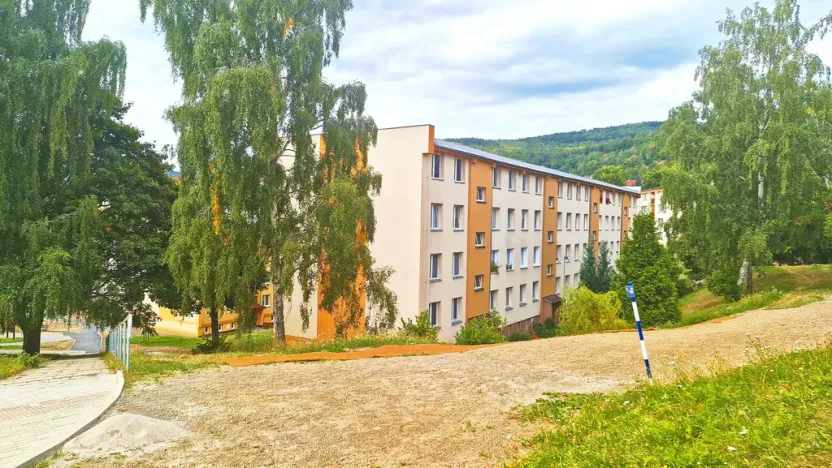 Pronájem bytu 2+1, Meziboří, J. A. Komenského, 44 m2