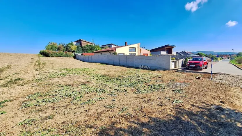 Prodej pozemku pro bydlení, Hrušovany u Brna, Pod Střediskem, 759 m2