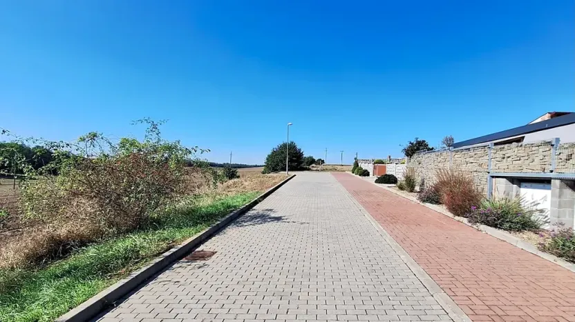 Prodej pozemku pro bydlení, Hrušovany u Brna, Pod Střediskem, 752 m2