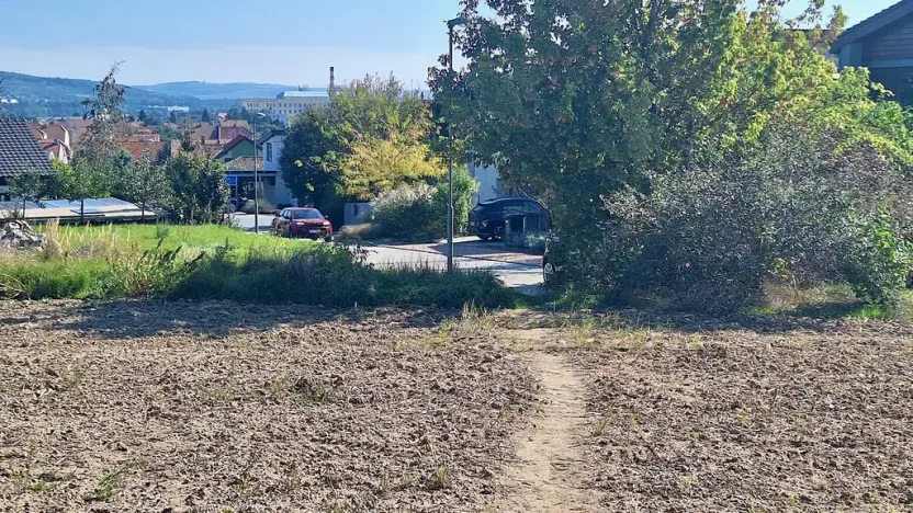 Prodej pozemku pro bydlení, Hrušovany u Brna, Pod Střediskem, 767 m2