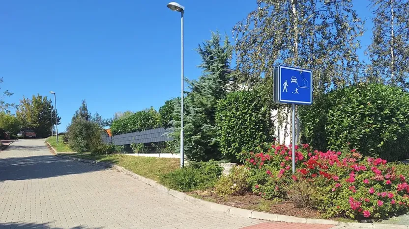 Prodej pozemku pro bydlení, Hrušovany u Brna, Pod Střediskem, 611 m2