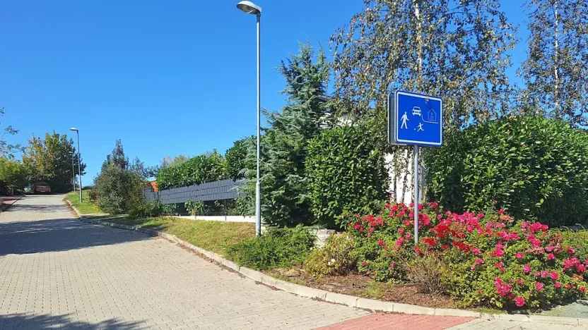 Prodej pozemku pro bydlení, Hrušovany u Brna, Pod Střediskem, 875 m2