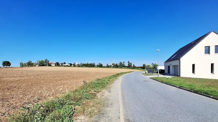 Prodej pozemku pro bydlení, Hrušovany u Brna, Pod Střediskem, 820 m2