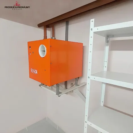 Prodej vily, Praha - Suchdol, 243 m2