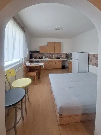 Pronájem pokoje, Praha - Stodůlky, Pod viaduktem, 40 m2