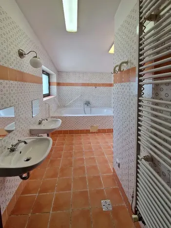 Pronájem rodinného domu, Praha - Břevnov, Na zástřelu, 297 m2