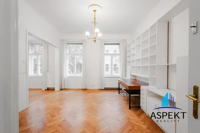 Pronájem bytu 2+1, Praha - Vinohrady, Lužická, 66 m2