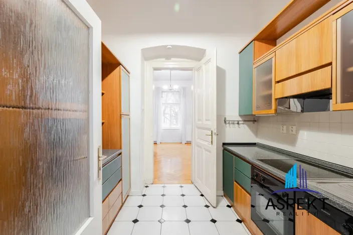 Pronájem bytu 2+1, Praha - Vinohrady, Lužická, 66 m2