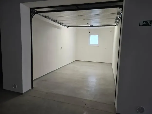 Pronájem garáže, Moravské Budějovice, Jechova, 18 m2