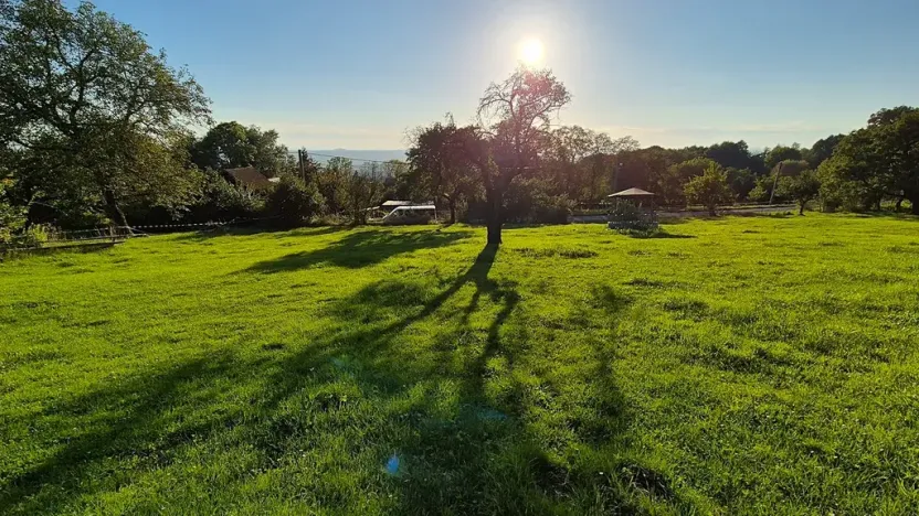 Prodej pozemku pro bydlení, Radostná pod Kozákovem, 1640 m2