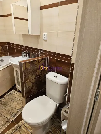 Pronájem bytu 1+kk, Praha - Vršovice, Karpatská, 28 m2