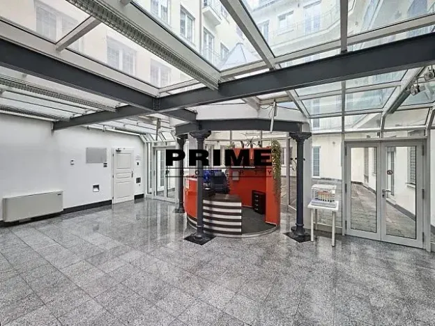 Pronájem kanceláře, Praha - Nové Město, Soukenická, 401 m2