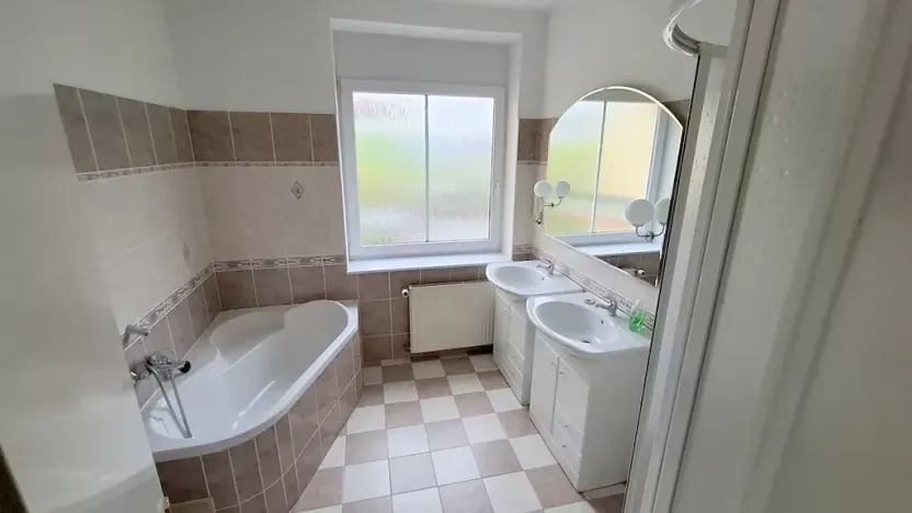 Pronájem bytu 4+1, Praha - Řepy, Čistovická, 119 m2