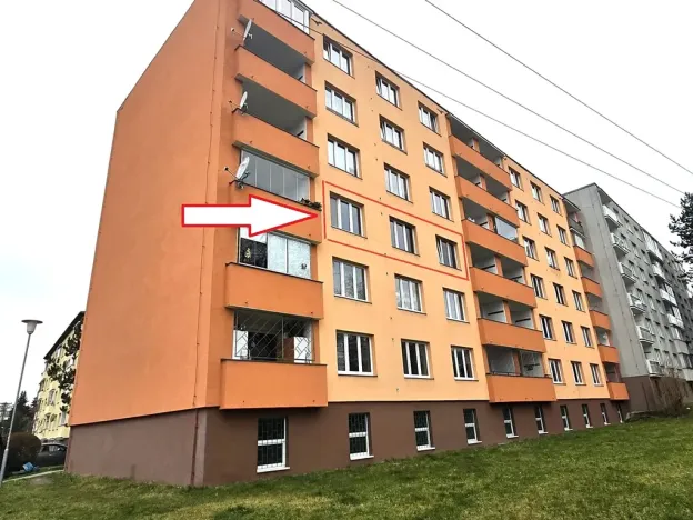 Prodej bytu 2+1, Karlovy Vary, Lomená, 52 m2