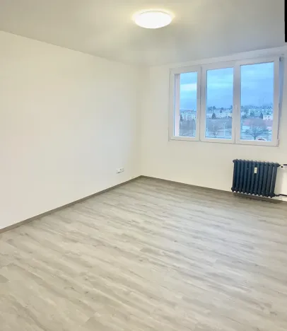 Pronájem bytu 1+1, Plzeň, Komenského, 36 m2