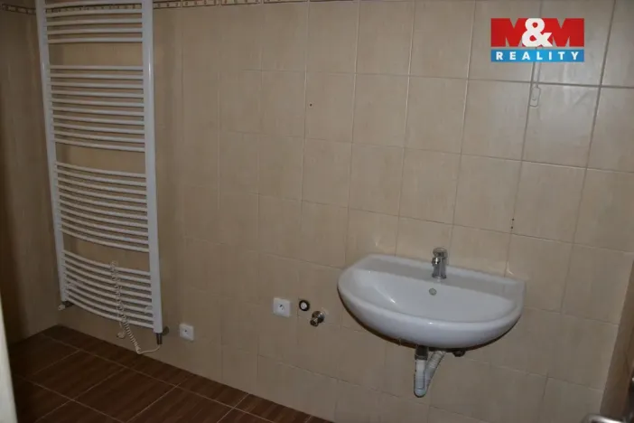 Prodej bytu 1+1, Červený Kostelec, Boženy Němcové, 52 m2