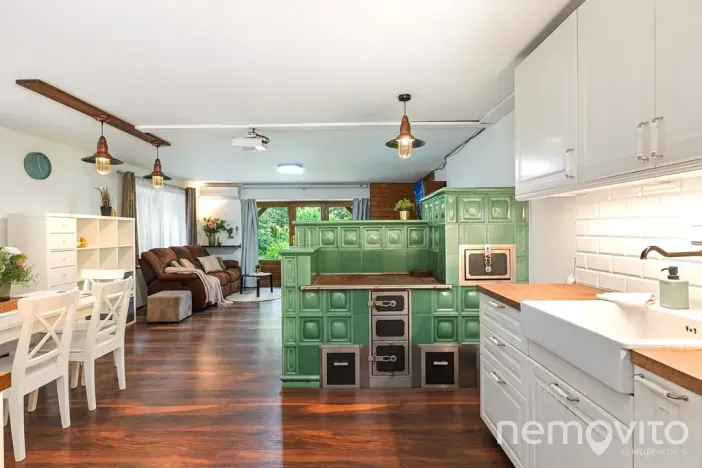 Prodej vícegeneračního domu, Lobeč, 340 m2