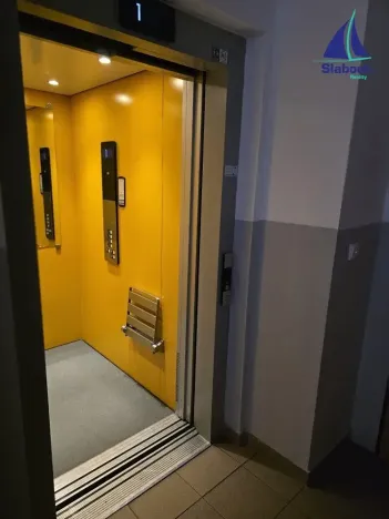 Pronájem bytu 2+kk, Jesenice, V Roháči I., 50 m2