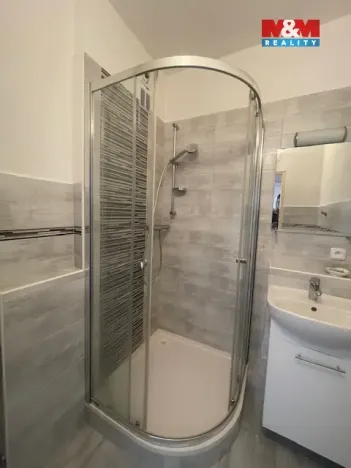 Prodej bytu 1+1, Ostrava - Poruba, náměstí Antonie Bejdové, 35 m2