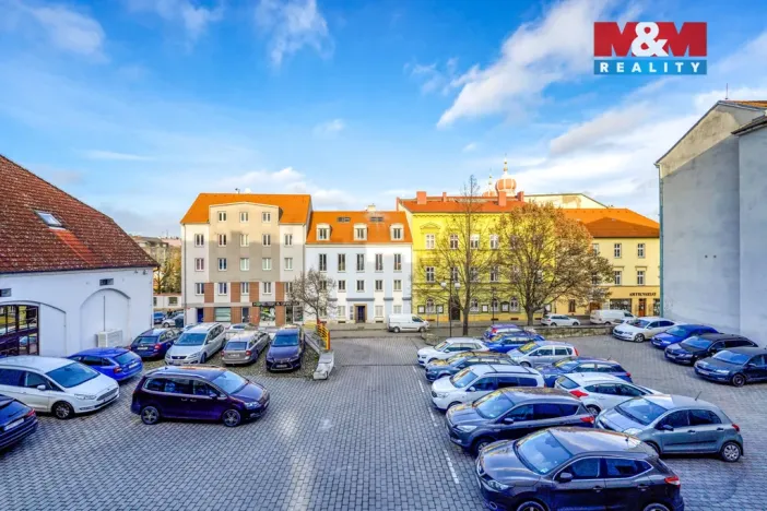 Pronájem bytu 1+1, Plzeň - Jižní Předměstí, Husova, 33 m2