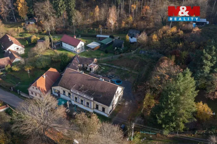 Prodej restaurace, Zvíkovec, 275 m2