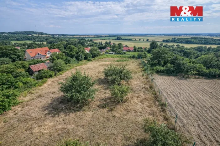 Prodej pozemku pro bydlení, Bechlín, 1185 m2