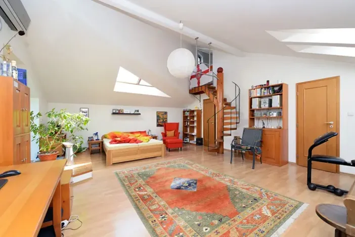 Prodej bytu 5+1, Praha - Kunratice, Za hájovnou, 170 m2