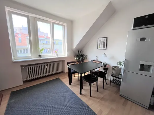 Pronájem bytu 2+1, Praha - Nusle, Lomnického, 81 m2