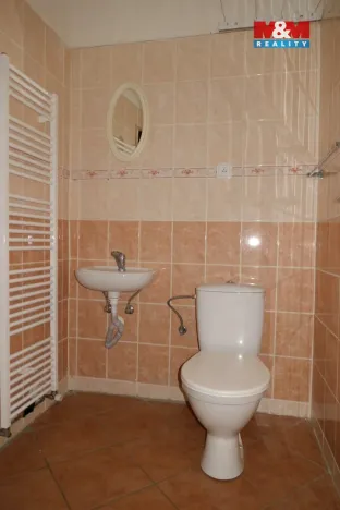 Pronájem bytu 2+1, Pilníkov, Náměstí, 45 m2