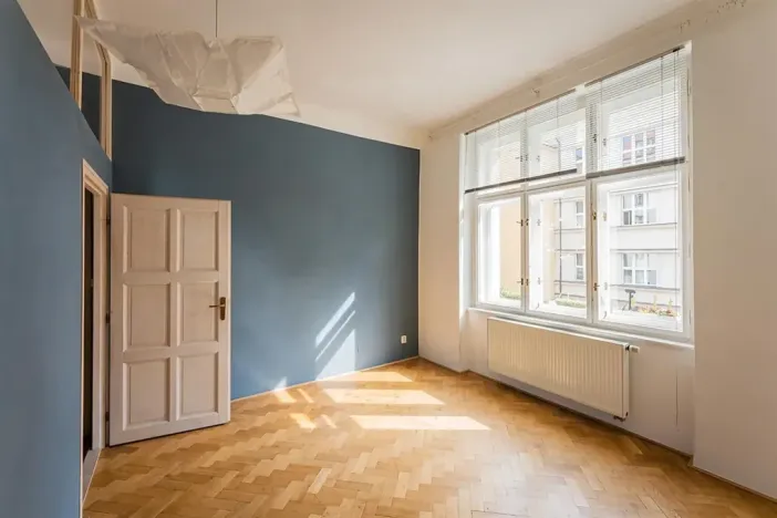 Pronájem bytu 3+1, Praha - Bubeneč, Uralská, 101 m2