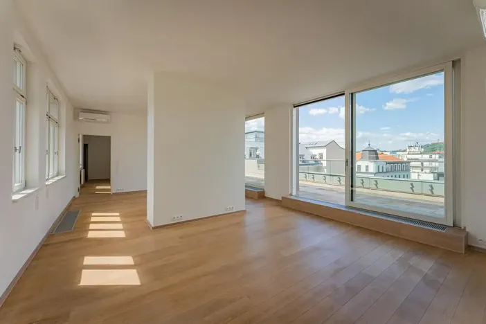 Pronájem bytu 3+1, Praha - Nové Město, Jungmannova, 116 m2