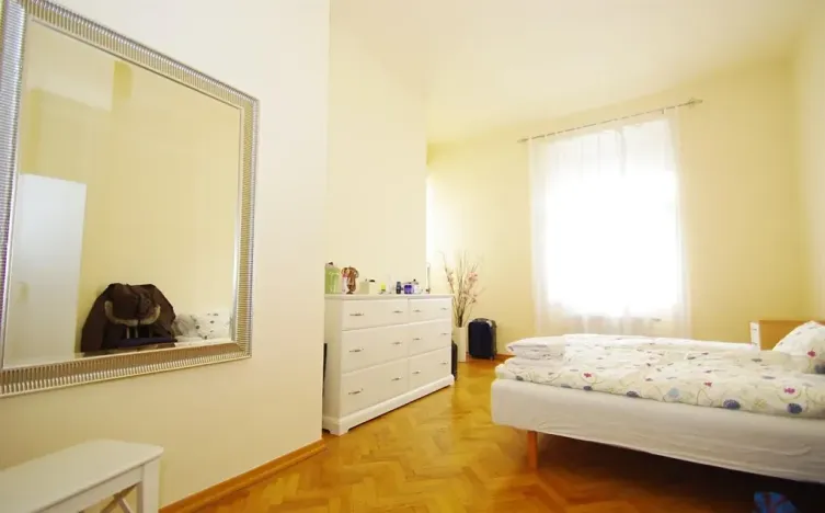 Pronájem bytu 3+1, Praha - Vinohrady, Polská, 100 m2