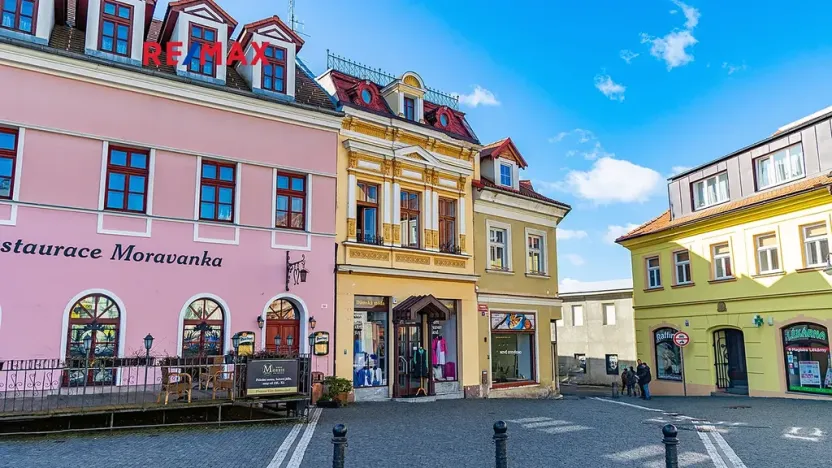 Prodej bytu 2+1, Česká Lípa, Škroupovo náměstí, 75 m2