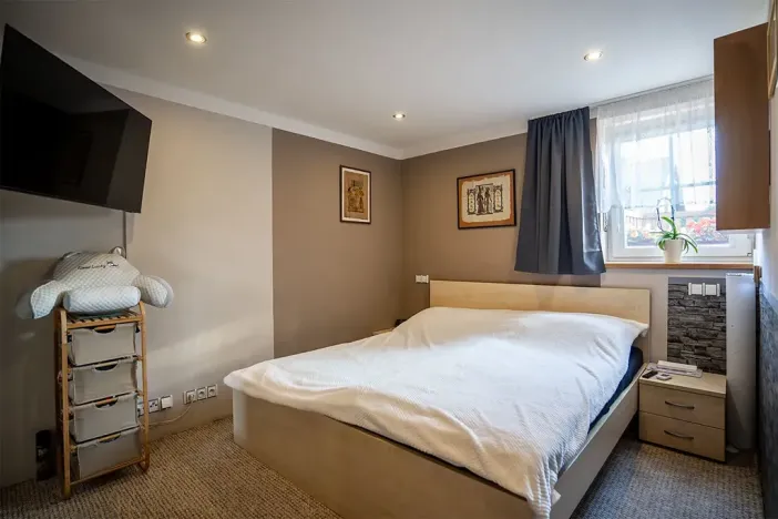 Prodej ubytování, Strážné, 450 m2