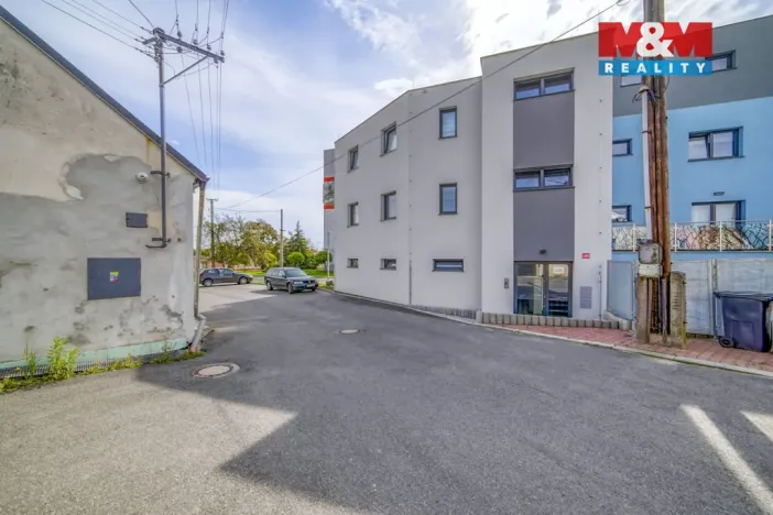 Pronájem bytu 1+kk, Nýřany, Benešova třída, 34 m2