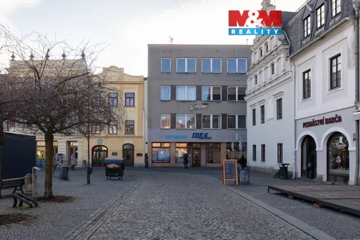 Prodej obchodního prostoru, Bruntál, nám. Míru, 720 m2
