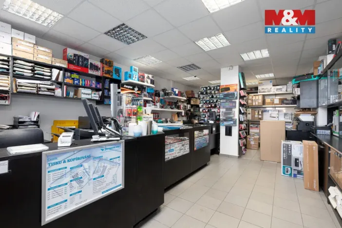 Prodej kanceláře, Bruntál, nám. Míru, 720 m2