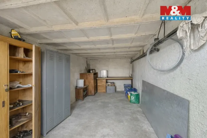 Prodej garáže, Pelhřimov, Křemešnická, 17 m2