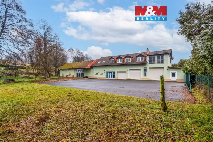 Prodej rodinného domu, Horní Třešňovec, 847 m2