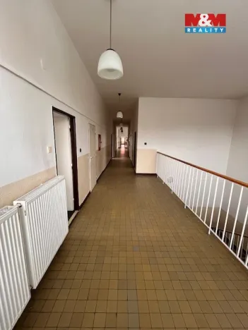 Pronájem kanceláře, Bruntál, Rýmařovská, 600 m2