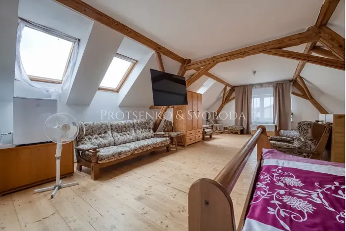 Prodej ubytování, Pardubice, Žižkova, 250 m2