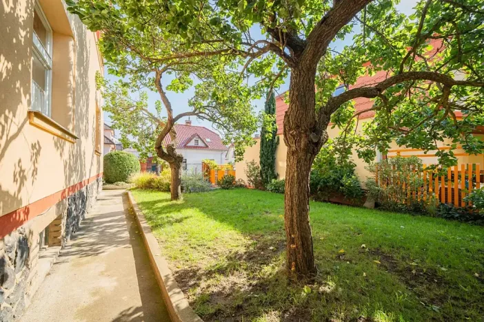 Pronájem bytu 5+1, Praha - Modřany, Nečova, 200 m2