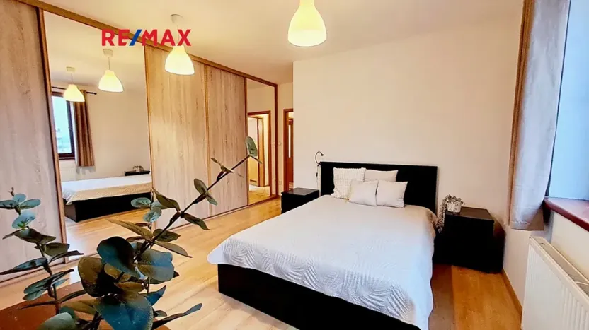 Pronájem bytu 2+kk, Praha - Vysočany, U Kloubových domů, 69 m2